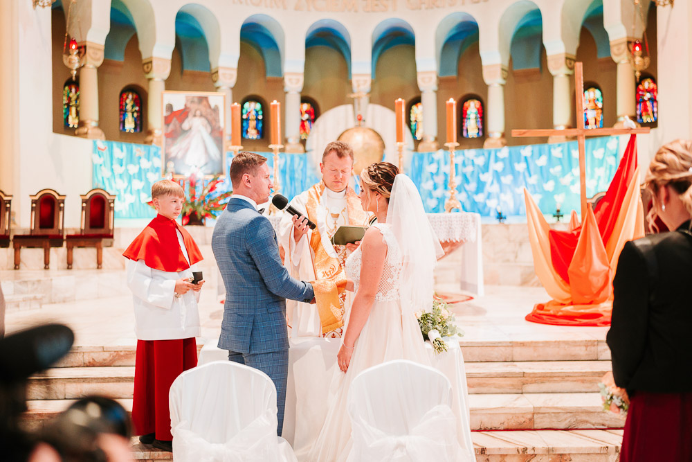 Ślub w Kościele pw. św. Pawła Apostoła w Rudzie Śląskiej